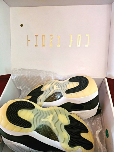 Jordan air - 11, mid