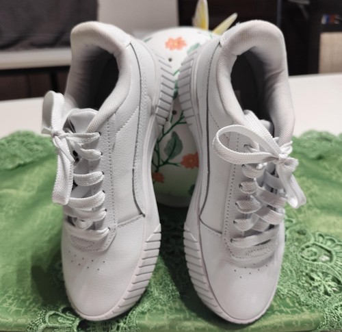 Puma low top sneaker - top,